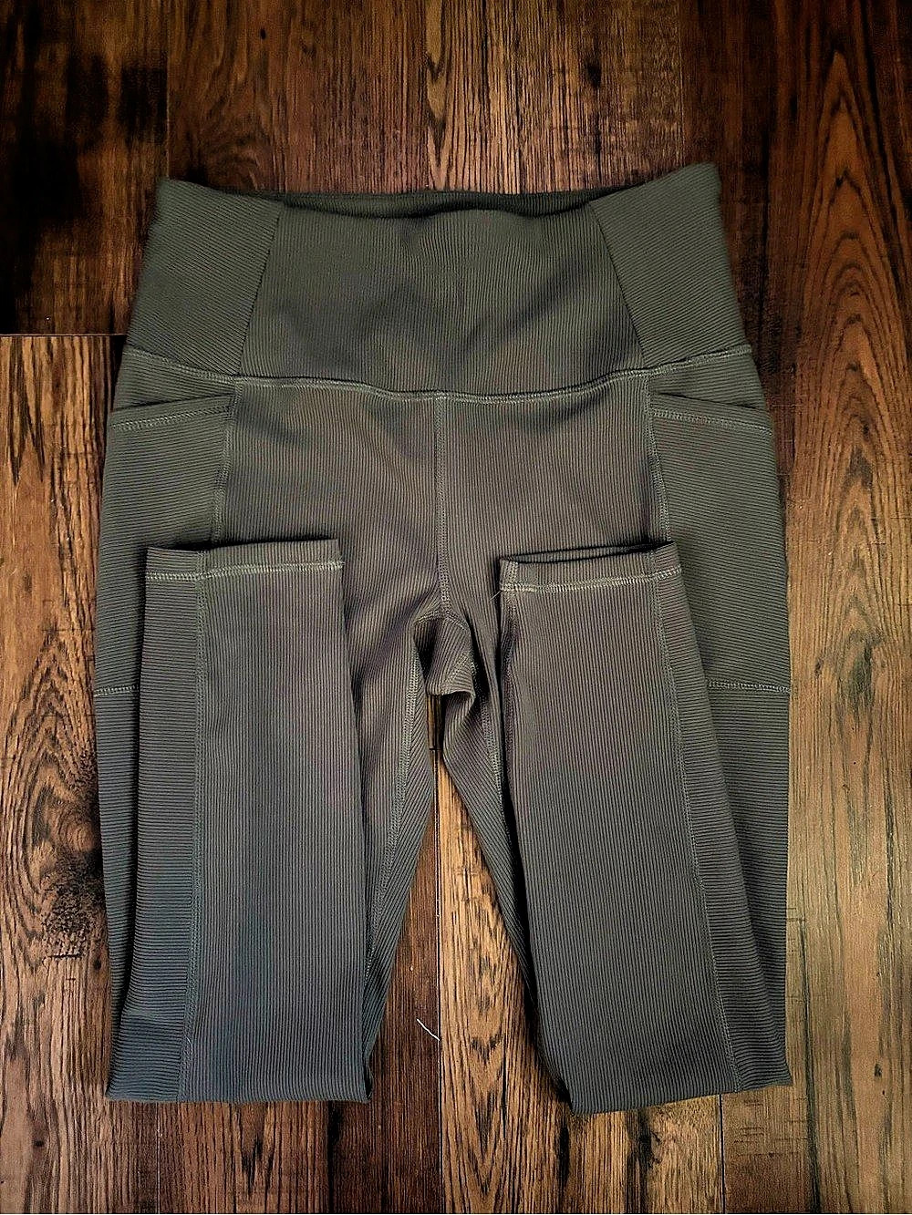 Reebok Women's Athletic Shorts Black Size Medium Like New
